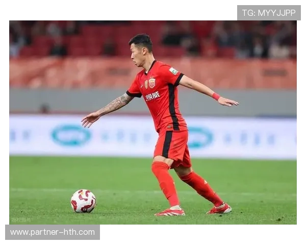 中国足球迎来新赛季开战，年轻球员表现抢眼引发热议